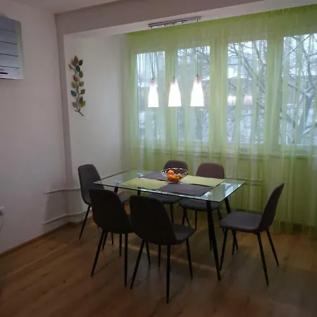 Apollo Apart Apartment *