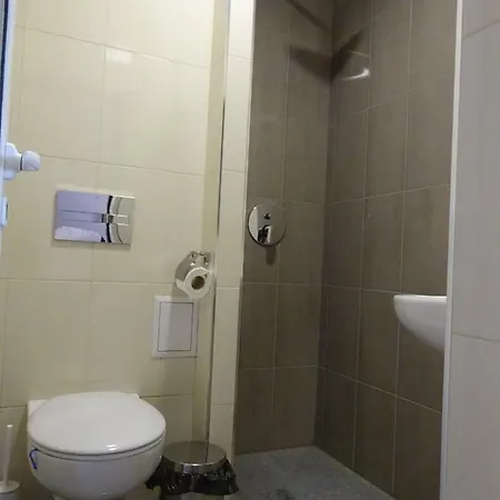 Apollo Apart